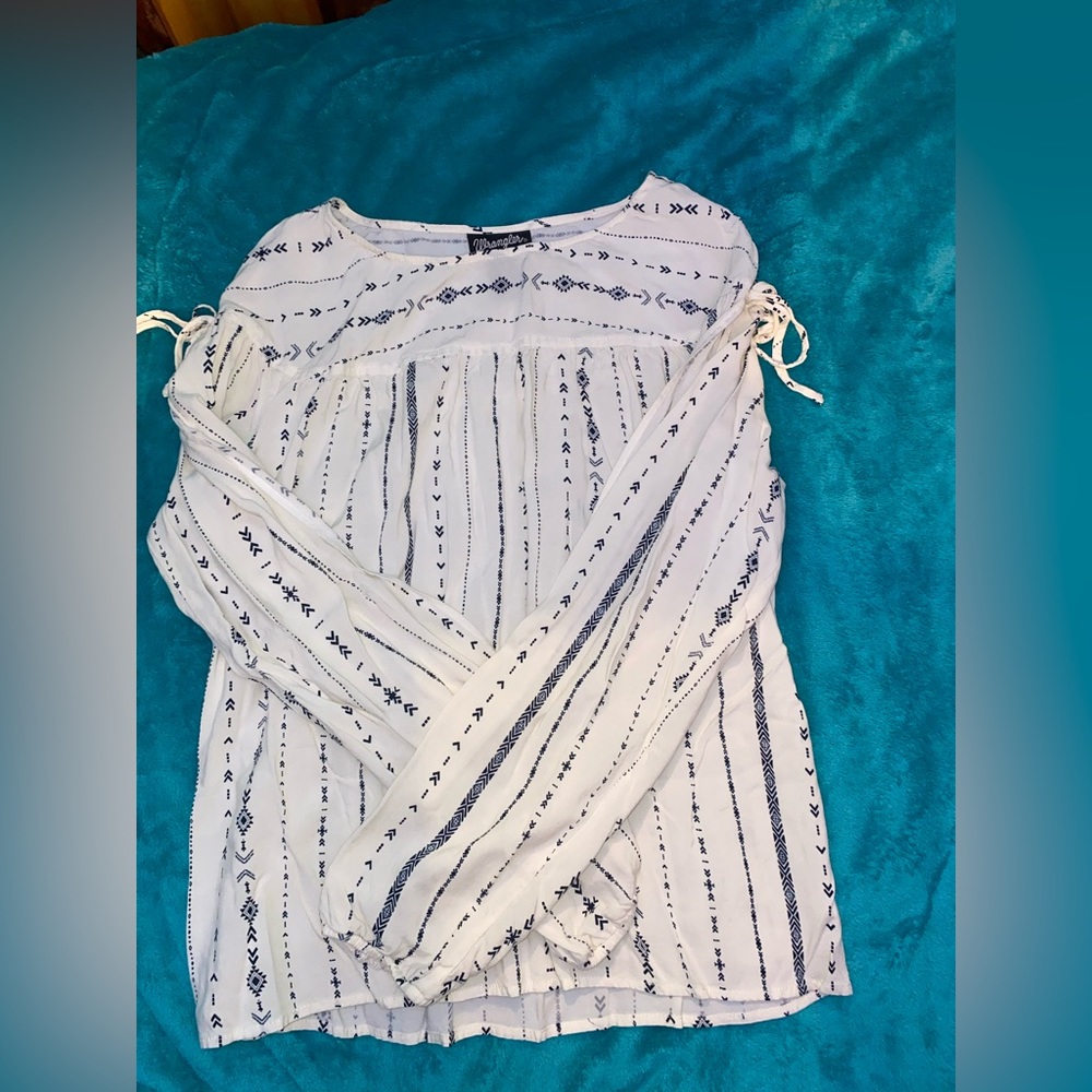 Wrangler Retro dress shirt, size Medium